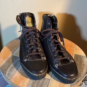 Mens Brown Vintage Gucci Hightop Leather Sneakers Size 9.